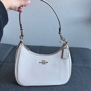 Coach Cream Leather Shoulder Bag